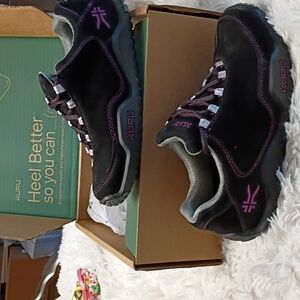 New KURU Chicane Black Leather Womens 6.M Athletic Hiking Shoes Plantar Fascitis